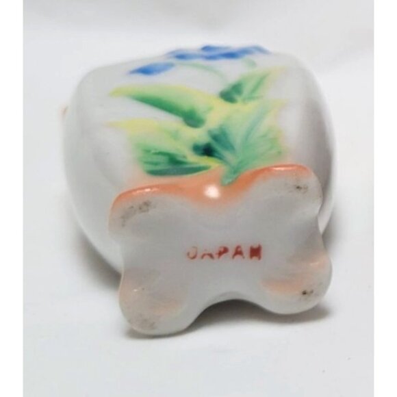 Vintage Hand-Painted Floral 2.5" Mini Porcelain Vase With Handles Made in Japan - Picture 6 of 6